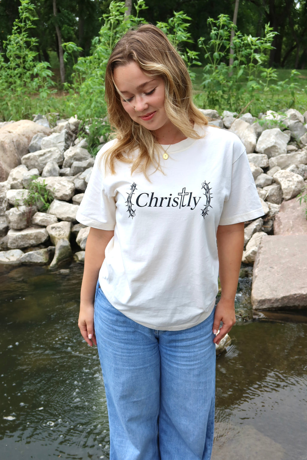CHRISTLY Signature Tee - White