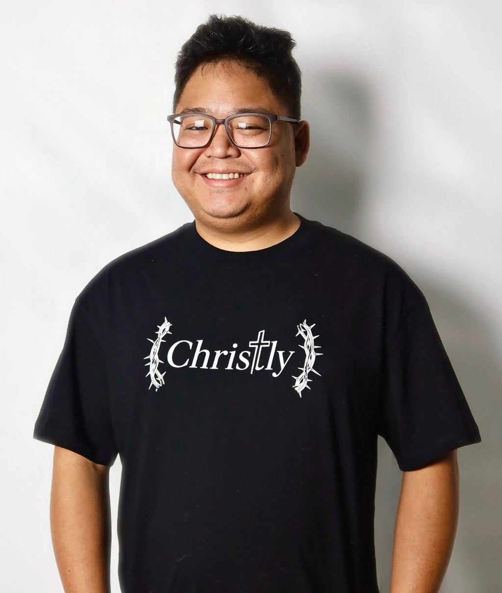 CHRISTLY Signature Tee - Black